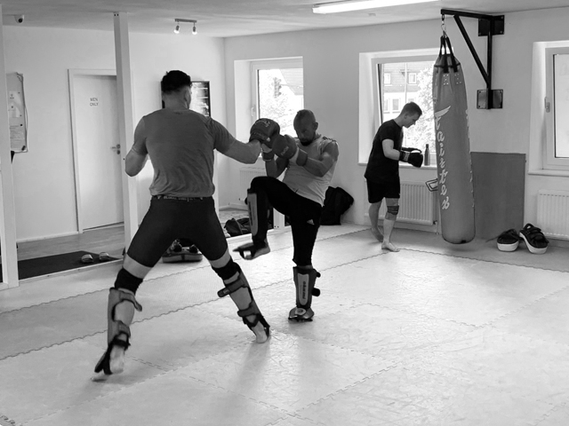 Thai Kick Boxing